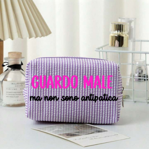Pochette "guardo male ma non sono antipatica"